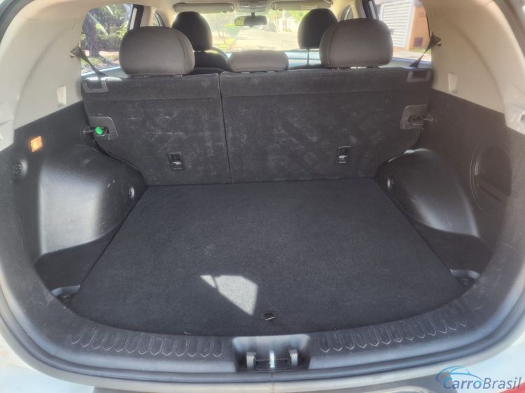 Brekar Veículos | Sportage 15/15 - foto 7