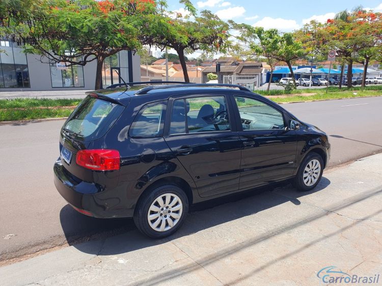 Classe A Veículos | SpaceFox 1.6 Trend Completa 14/14 - foto 3