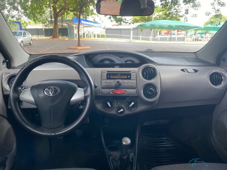 Unna Veculos | Etios XLS 1.5 12/13 - foto 3