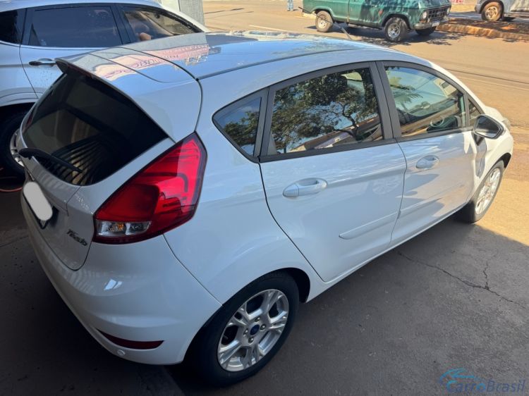 Morumbi Automveis | Fiesta Hatch 1.6 17/17 - foto 5