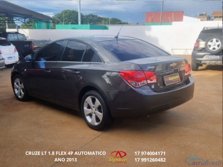 Alphavel Multimarcas | Cruze CRUZE SEDAN LT AUTOMATICO 13/13 - foto 3