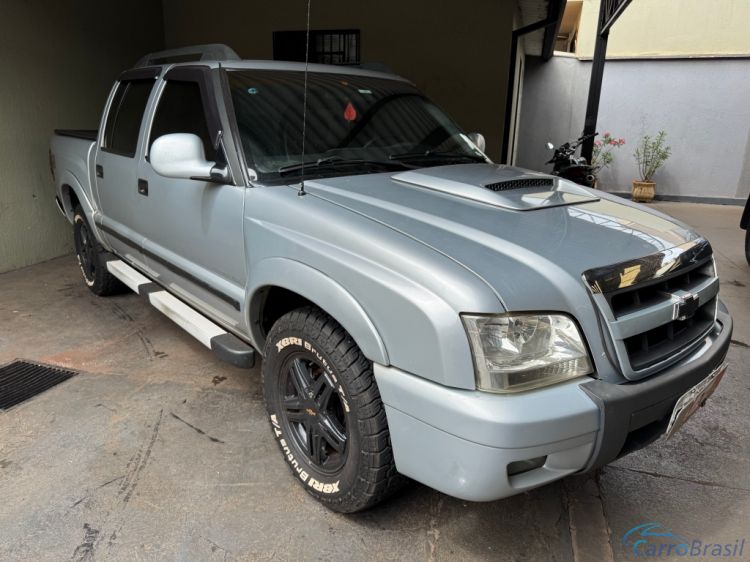 Avenida Veículos | S-10 Advantage Cab. Dupla 09/09 - foto 5