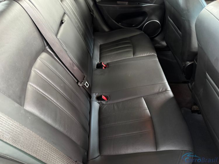 Brekar Veículos | Cruze Sedan LT 13/13 - foto 7