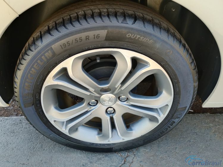 Classe A Veículos | 208 1.6 Griffe Automático 14/14 - foto 10