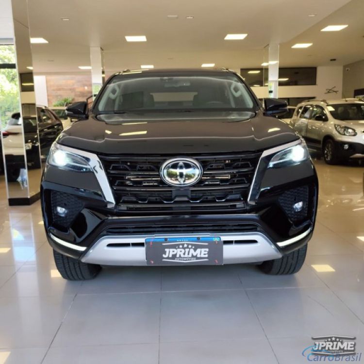 J Prime Automóveis | Hilux SW4 2.8 SRX 21/21 - foto 2