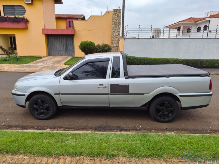 Brekar Veículos | Saveiro 1.6 04/04 - foto 8