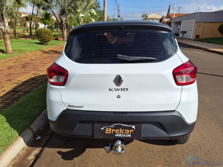 Brekar Veículos | Kwid Zen 1.0 21/21 - foto 2