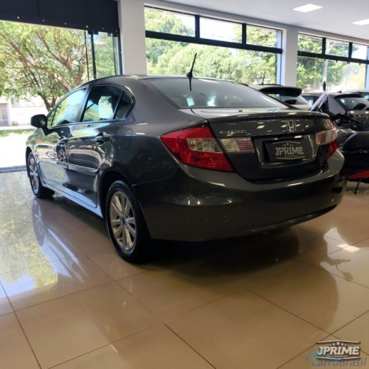 J Prime Automóveis | Civic 1.8 LXS 13/14 - foto 4