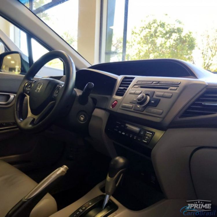 J Prime Automóveis | Civic 1.8 LXS 13/14 - foto 9