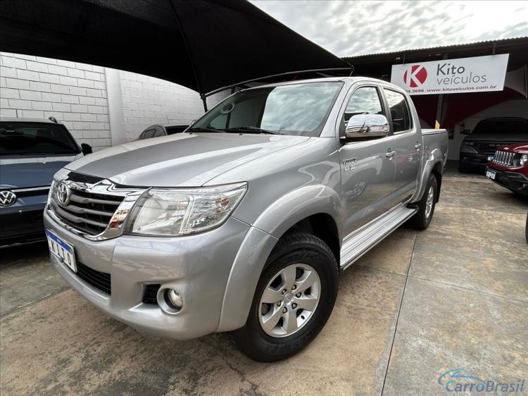 Kito Veculos | Hilux 2.7 SRV 4X2 CD 16V FLEX 4P AUTOMTICO 15/15 - foto 3