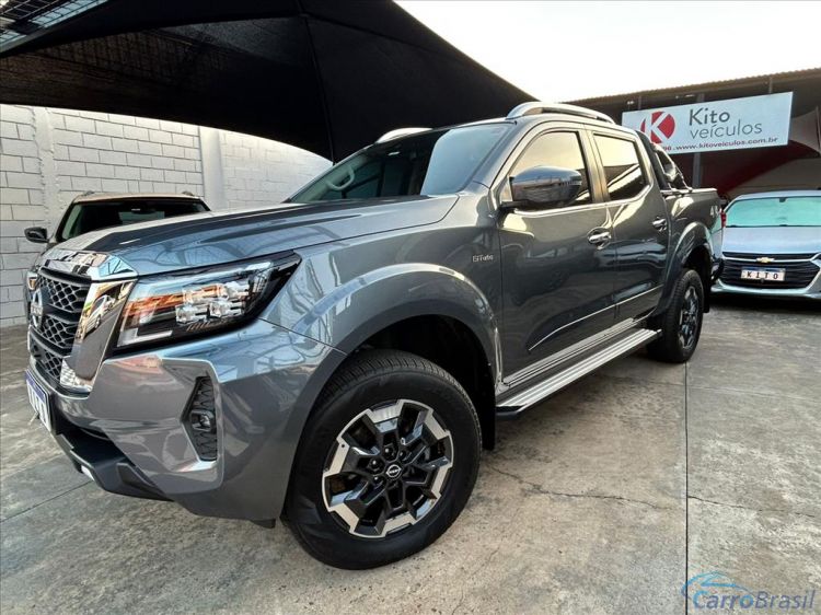 Kito Veculos | Frontier 2.3 16V TURBO DIESEL PLATINUM CD 4X4 AUTOMTICO 23/24 - foto 2