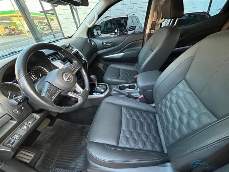 Kito Veculos | Frontier 2.3 16V TURBO DIESEL PLATINUM CD 4X4 AUTOMTICO 23/24 - foto 7