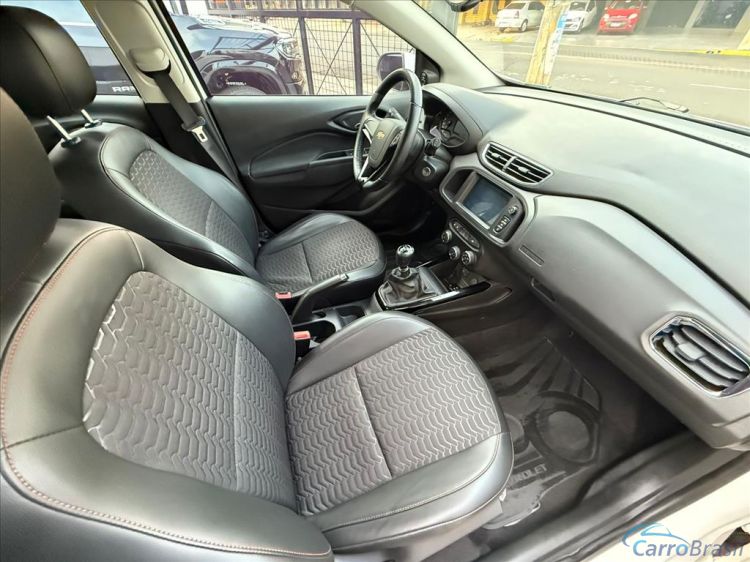 Kito Veculos | Onix 1.4 MPFI LTZ 8V FLEX 4P MANUAL 17/18 - foto 9