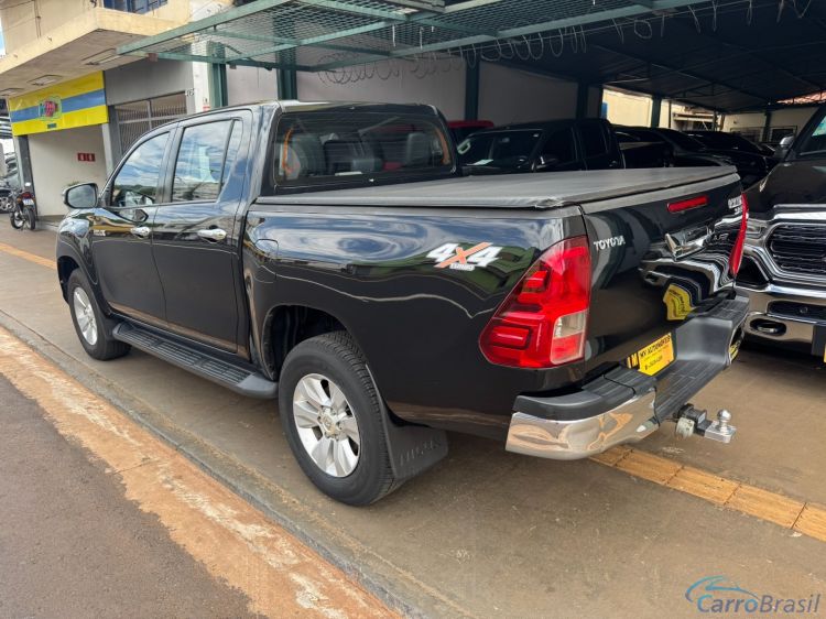 MV Automveis | Hilux 2.8 SRV 4X4 CD 16V DIESEL 4P AUTOMTICO 16/17 - foto 3