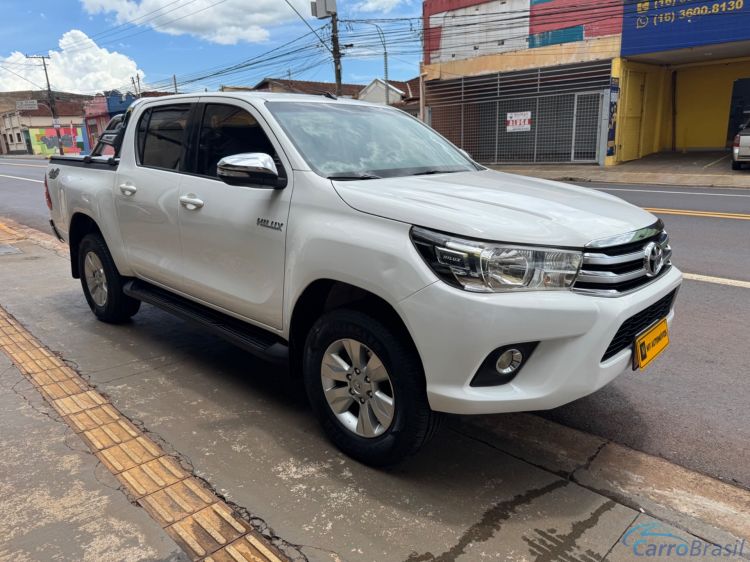 MV Automveis | Hilux 2.8 SRV 4X4 CD 16V DIESEL 4P AUTOMTICO 16/16 - foto 2