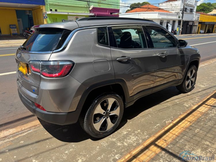 MV Automveis | Compass 2.0 16V DIESEL LONGITUDE 4X4 AUTOMTICO 16/17 - foto 4