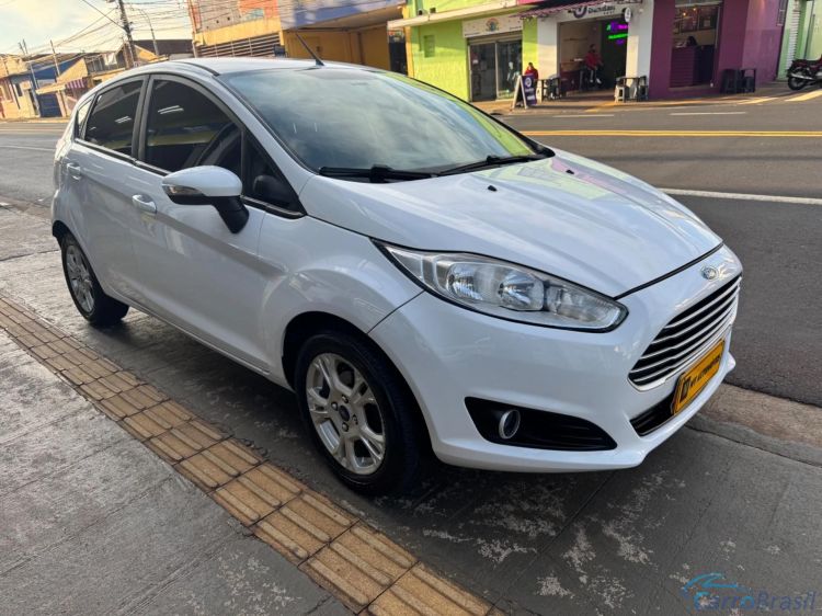 MV Automveis | Fiesta Hatch 1.6 SE HATCH 16V FLEX 4P POWERSHIFT 13/14 - foto 2