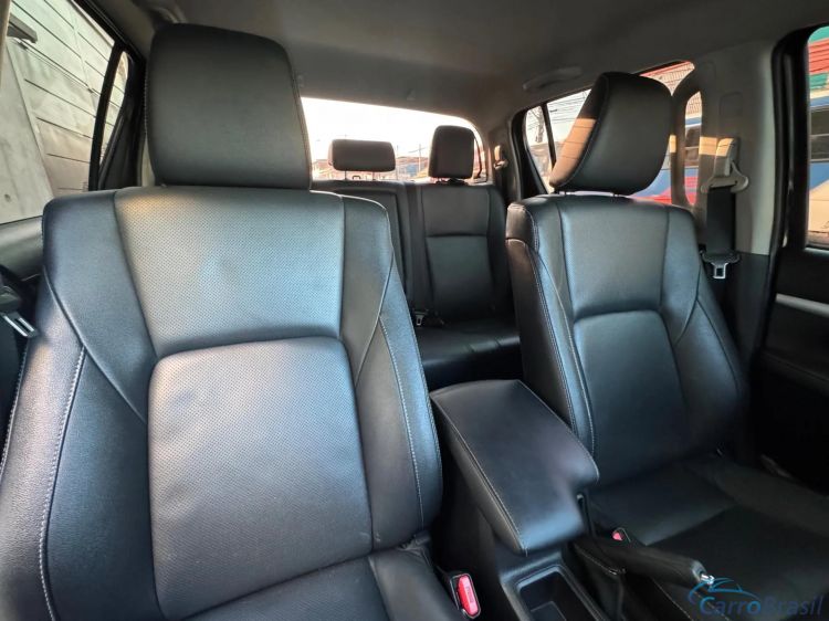 MV Automveis | Hilux 2.8 D-4D TURBO DIESEL CD SRX 4X4 AUTOMTICO 21/21 - foto 10