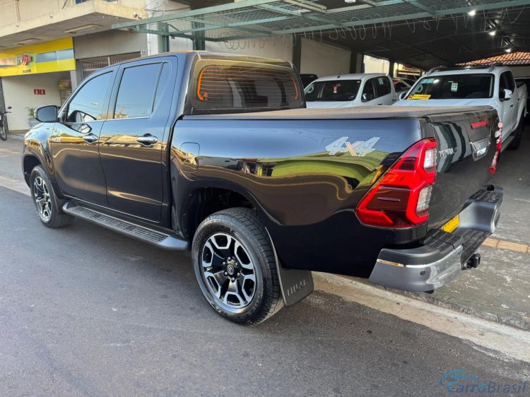 MV Automveis | Hilux 2.8 D-4D TURBO DIESEL CD SRX 4X4 AUTOMTICO 21/21 - foto 3