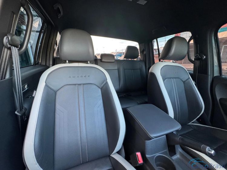 MV Automveis | Amarok 3.0 V6 TDI DIESEL HIGHLINE CD 4MOTION AUTOMTICO 24/25 - foto 10