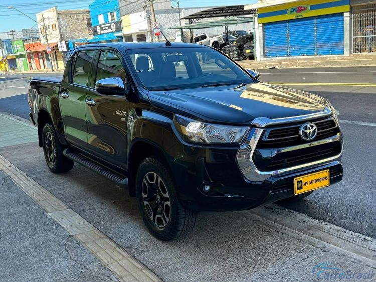 MV Automveis | Hilux 2.7 VVT-I FLEX CD SRV 4X2 AUTOMTICO 21/21 - foto 2