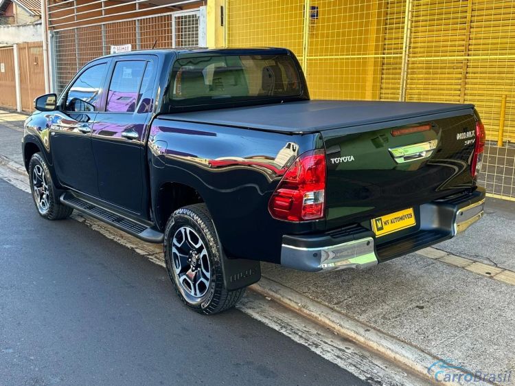 MV Automveis | Hilux 2.7 VVT-I FLEX CD SRV 4X2 AUTOMTICO 21/21 - foto 3