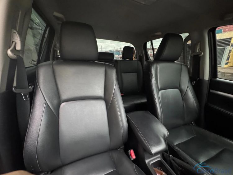 MV Automveis | Hilux 2.8 SRV 4X4 CD 16V DIESEL 4P AUTOMTICO 19/19 - foto 10