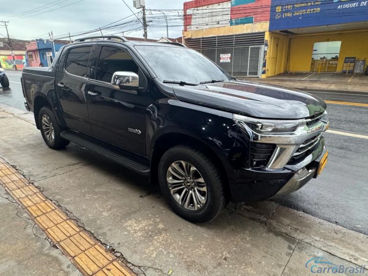 MV Automveis | S-10 2.8 16V TURBO DIESEL HIGH COUNTRY CD 4X4 AUTOMTICO 24/25 - foto 2