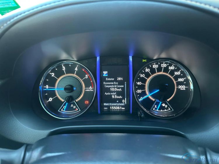 MV Automveis | Hilux 2.8 SRX 4X4 7 LUGARES 16V TURBO INTERCOOLER DIESEL 4P AUTOMTICO 20/20 - foto 8