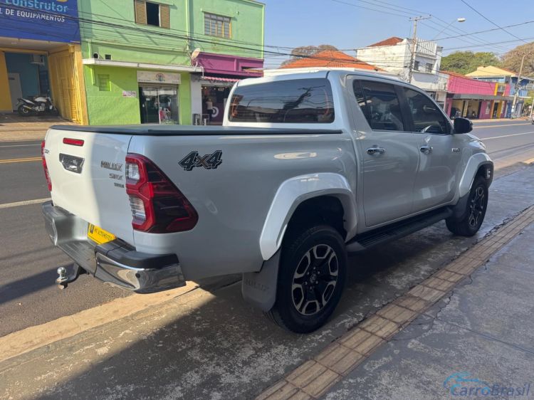 MV Automveis | Hilux 2.8 D-4D TURBO DIESEL CD SRX PLUS 4X4 AUTOMTICO 24/24 - foto 3