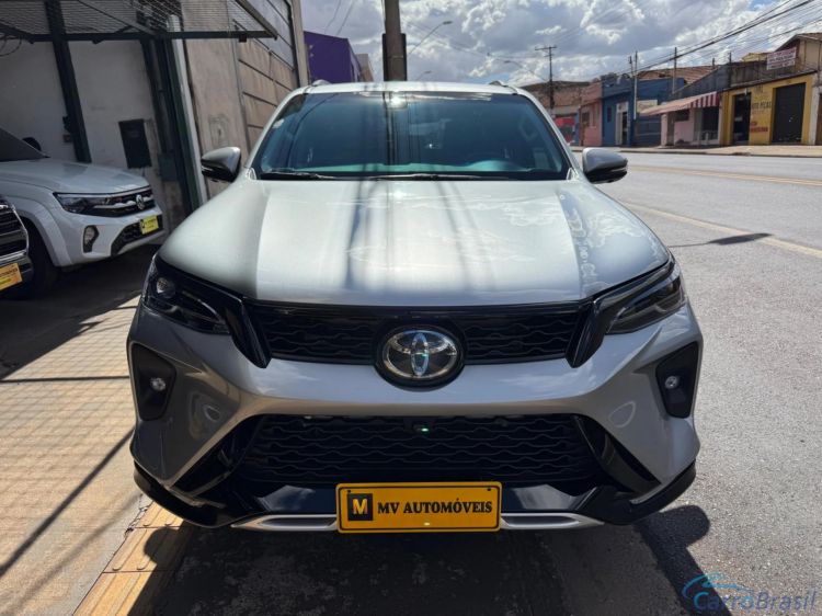 MV Automveis | Hilux 2.8 D-4D TURBO DIESEL SRX PLATINUM 7L 4X4 AUTOMTICO 24/24 - foto 5