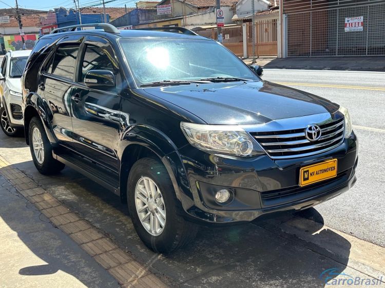 MV Automveis | Hilux 2.7 SR 4X2 16V FLEX 4P AUTOMTICO 14/14 - foto 2