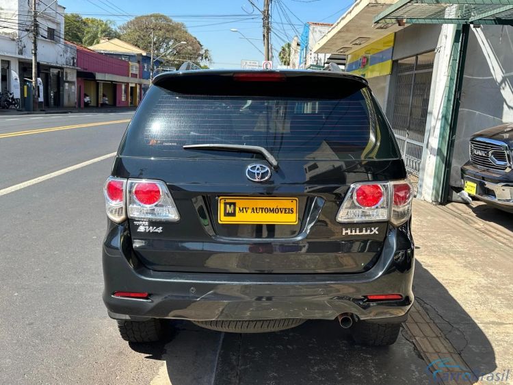 MV Automveis | Hilux 2.7 SR 4X2 16V FLEX 4P AUTOMTICO 14/14 - foto 6
