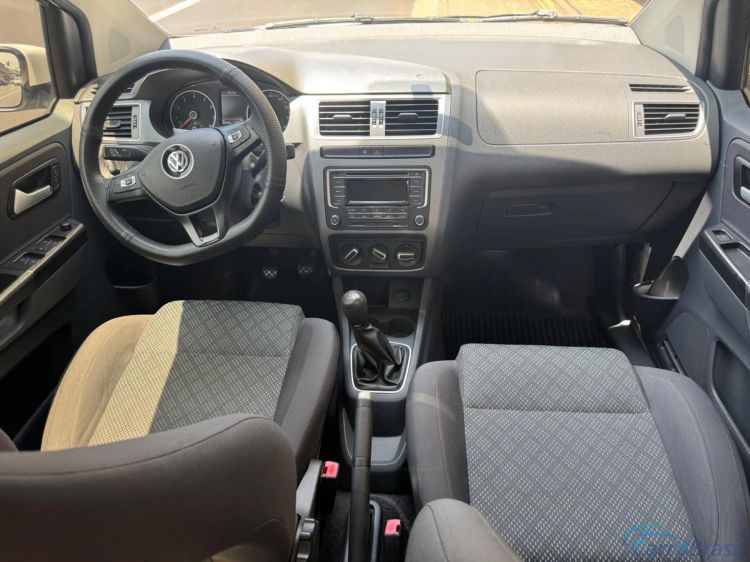 MV Automveis | Fox 1.6 MSI TRENDLINE 8V FLEX 4P MANUAL 16/17 - foto 7