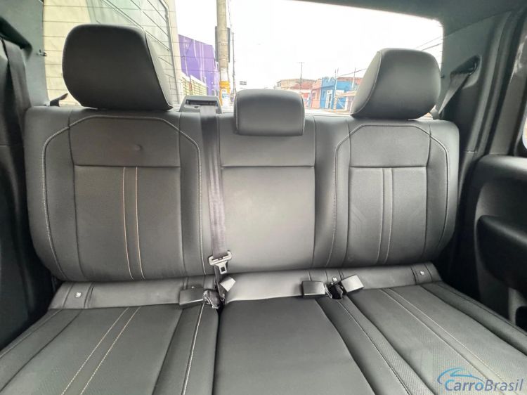 MV Automveis | Amarok 3.0 V6 TDI HIGHLINE CD DIESEL 4MOTION AUTOMTICO 24/25 - foto 8