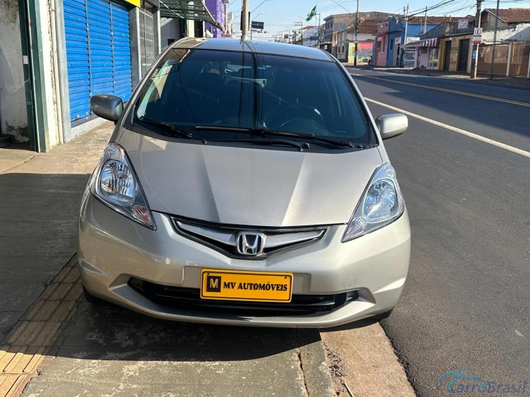 MV Automveis | Fit 1.4 LXL 16V FLEX 4P MANUAL 10/10 - foto 5