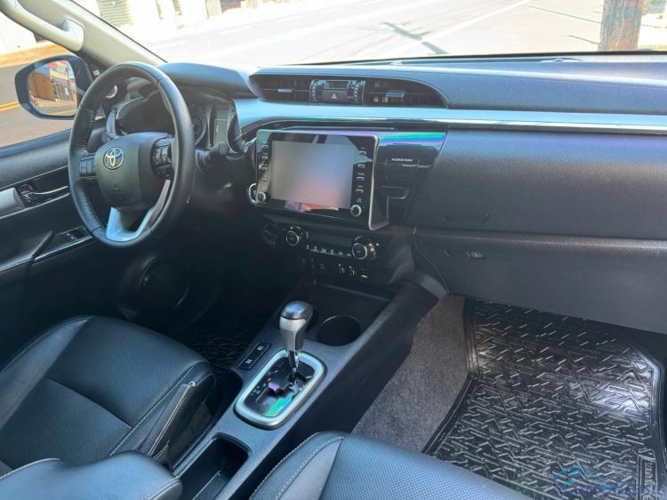 MV Automveis | Hilux 2.8 D-4D TURBO DIESEL CD SRX 4X4 AUTOMTICO 21/21 - foto 9