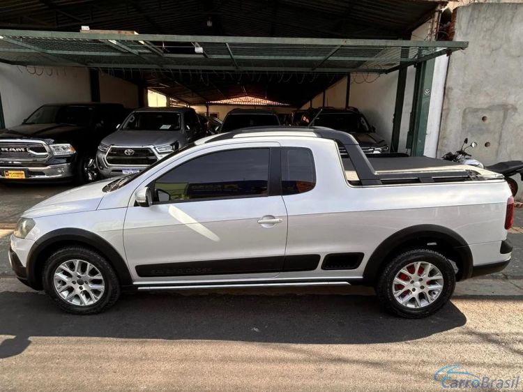 MV Automveis | Saveiro 1.6 CROSS CE 8V FLEX 2P MANUAL 13/14 - foto 5