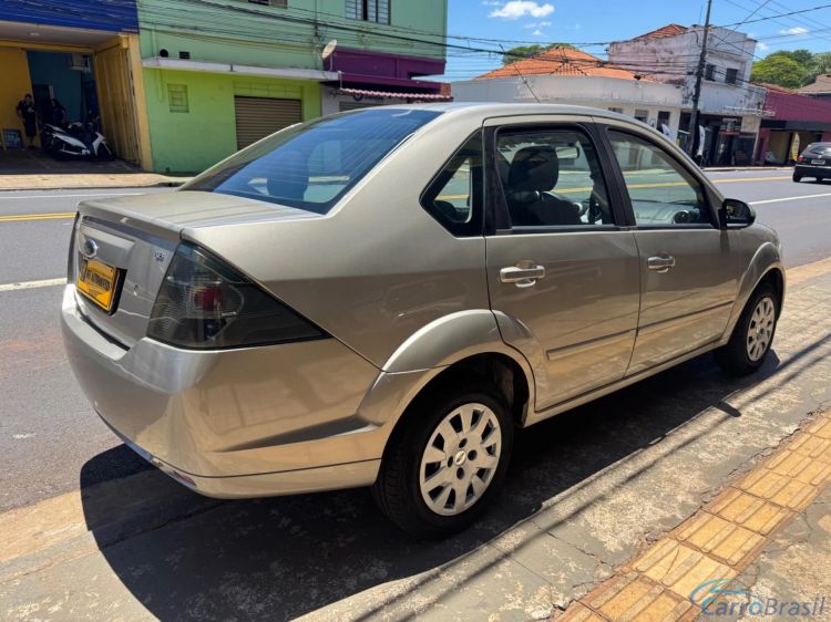 MV Automveis | Fiesta Sedan 1.6 MPI SEDAN 8V FLEX 4P MANUAL 12/13 - foto 3