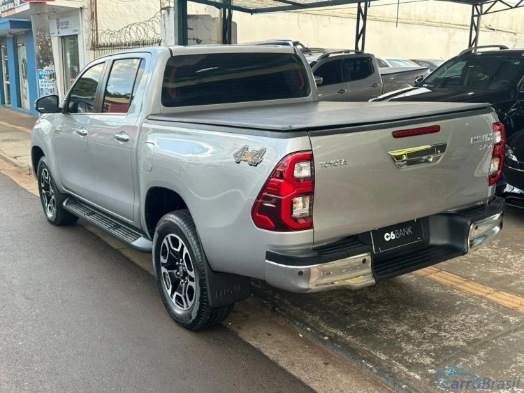 MV Automveis | Hilux 2.8 D-4D TURBO DIESEL CD SRX 4X4 AUTOMTICO 22/23 - foto 4