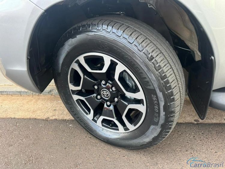 MV Automveis | Hilux 2.8 D-4D TURBO DIESEL CD SRX 4X4 AUTOMTICO 22/23 - foto 9