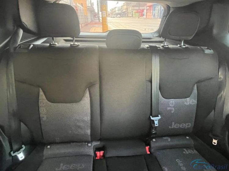 MV Automveis | Renegade 2.0 16V TURBO DIESEL SPORT 4P 4X4 AUTOMTICO 17/17 - foto 8