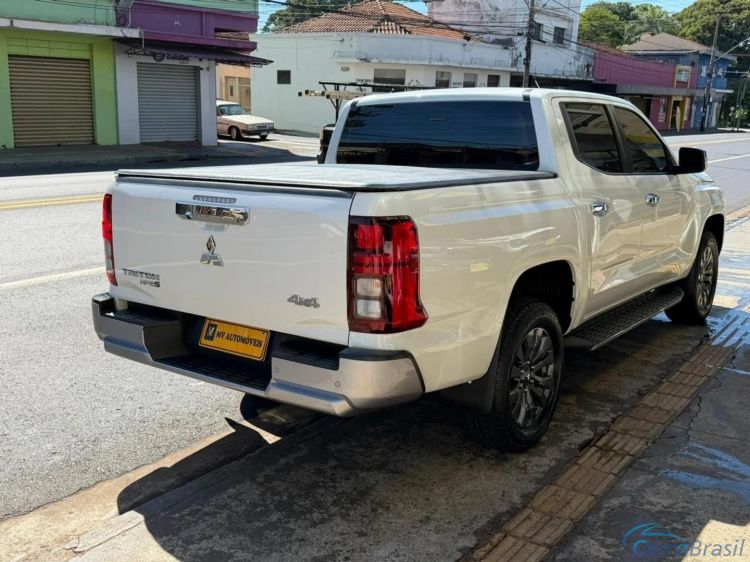 MV Automóveis | L-200 2.4 BITURBO DIESEL CD HPE-S 4X4 AUTOMÁTICO 25/26 - foto 4