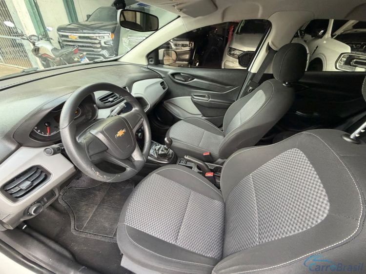 MV Automóveis | Onix 1.0 MPFI JOY 8V FLEX 4P MANUAL 19/19 - foto 8