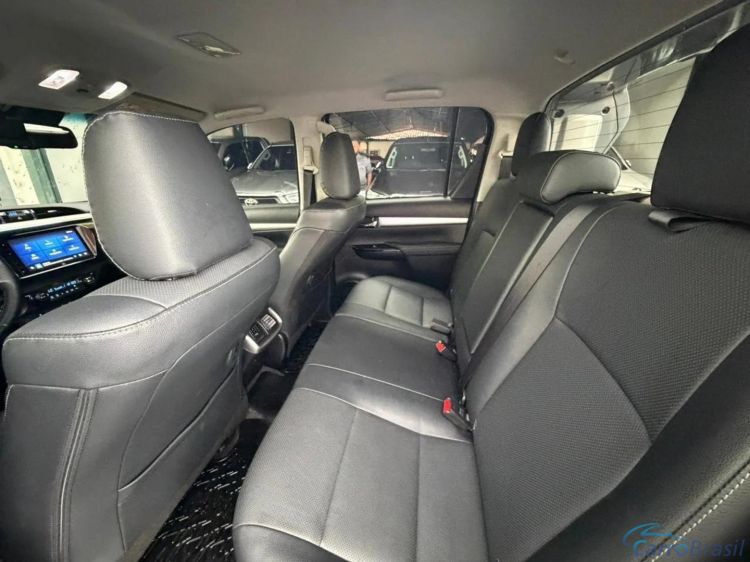 MV Automóveis | Hilux 2.8 D-4D TURBO DIESEL CD SRX PLUS 4X4 AUTOMÁTICO 24/24 - foto 8