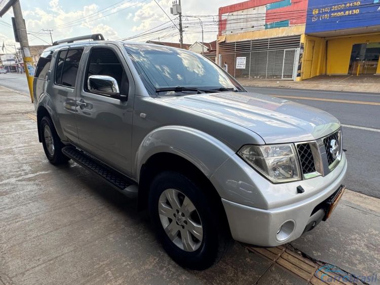 MV Automóveis | Pathfinder 2.5 LE 4X4 TURBO INTERCOOLER DIESEL 4P AUTOMÁTICO 07/07 - foto 2