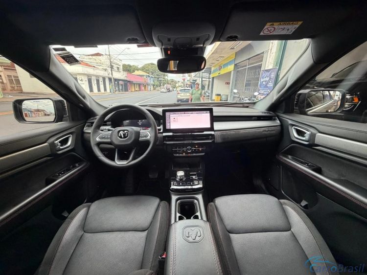 MV Automóveis | Rampage 2.0 HURRICANE 4 TURBO GASOLINA R/T 4X4 AUTOMÁTICO 25/25 - foto 7