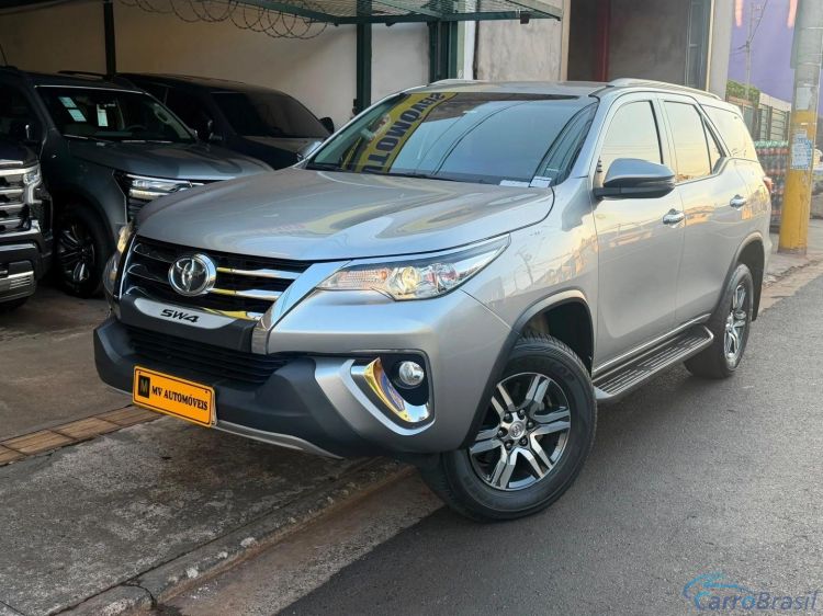 MV Automóveis | Hilux 2.7 SRV 7 LUGARES 4X2 16V FLEX 4P AUTOMÁTICO 19/20 - foto 1