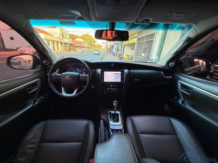MV Automóveis | Hilux 2.7 SRV 7 LUGARES 4X2 16V FLEX 4P AUTOMÁTICO 19/20 - foto 7