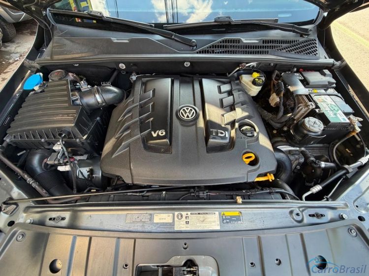 MV Automóveis | Amarok 3.0 V6 TDI DIESEL HIGHLINE CD 4MOTION AUTOMÁTICO 18/19 - foto 10